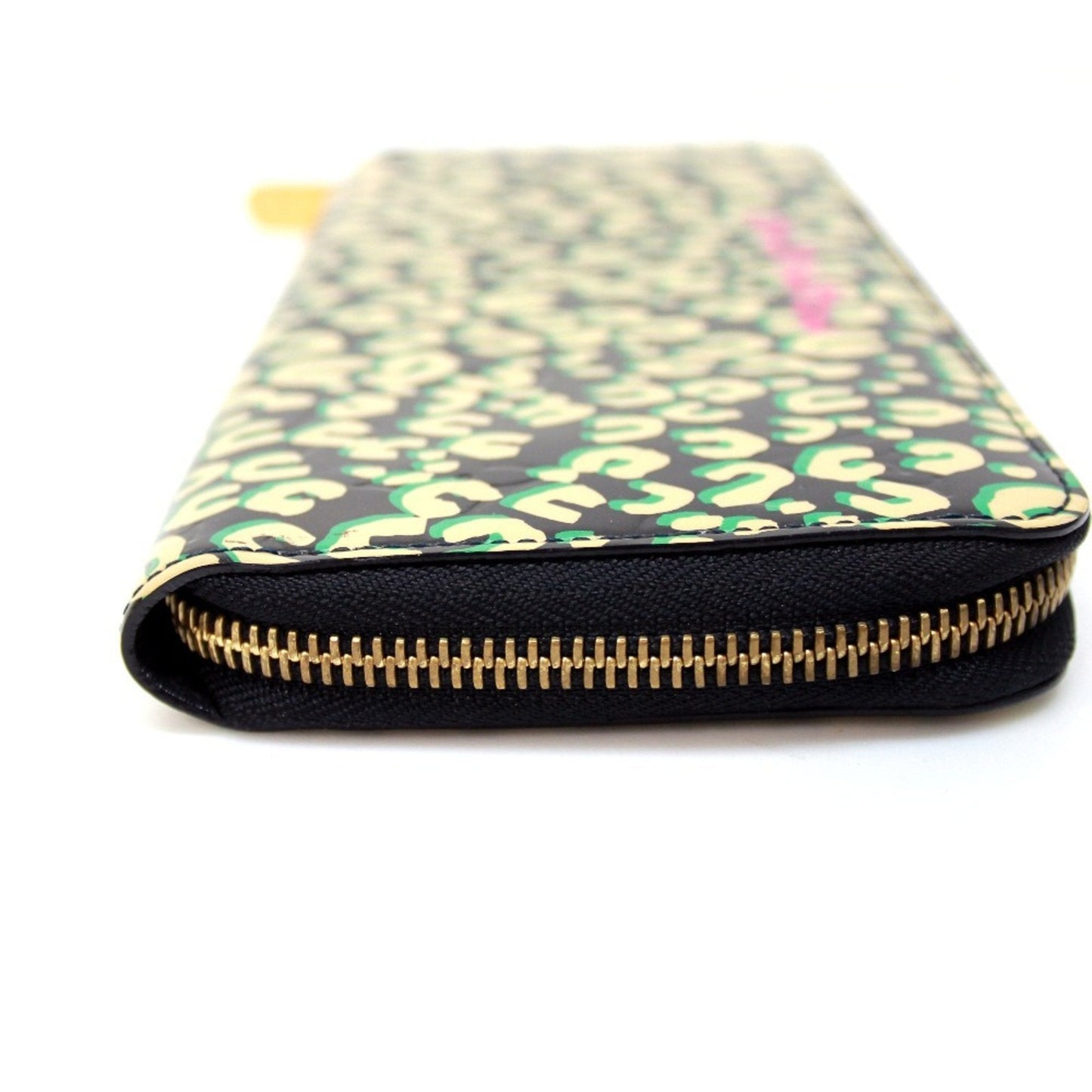 LOUIS VUITTON Zippy Wallet