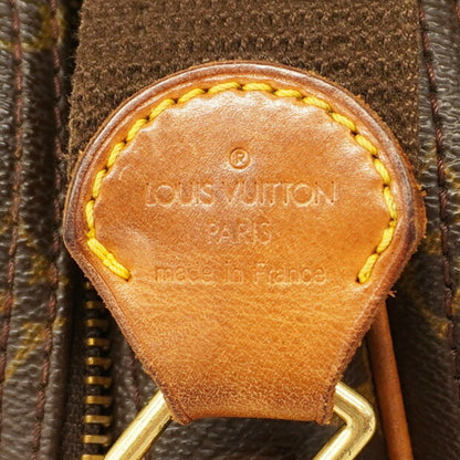 LOUIS VUITTON Reporter Shoulder Bag