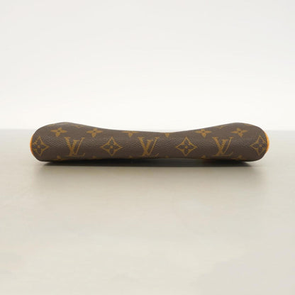 LOUIS VUITTON Eva Clutch Bag
