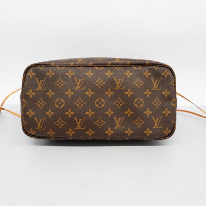LOUIS VUITTON Neverfull MM Tote