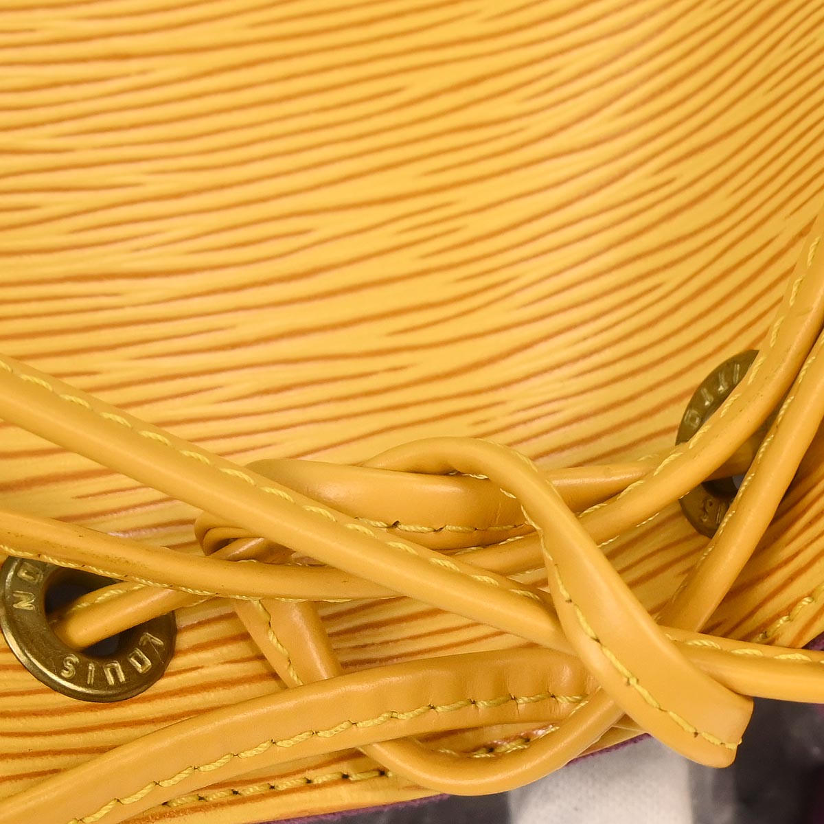Louis Vuitton 1998 Yellow Epi Petite Noe Shoulder Bag M44109
