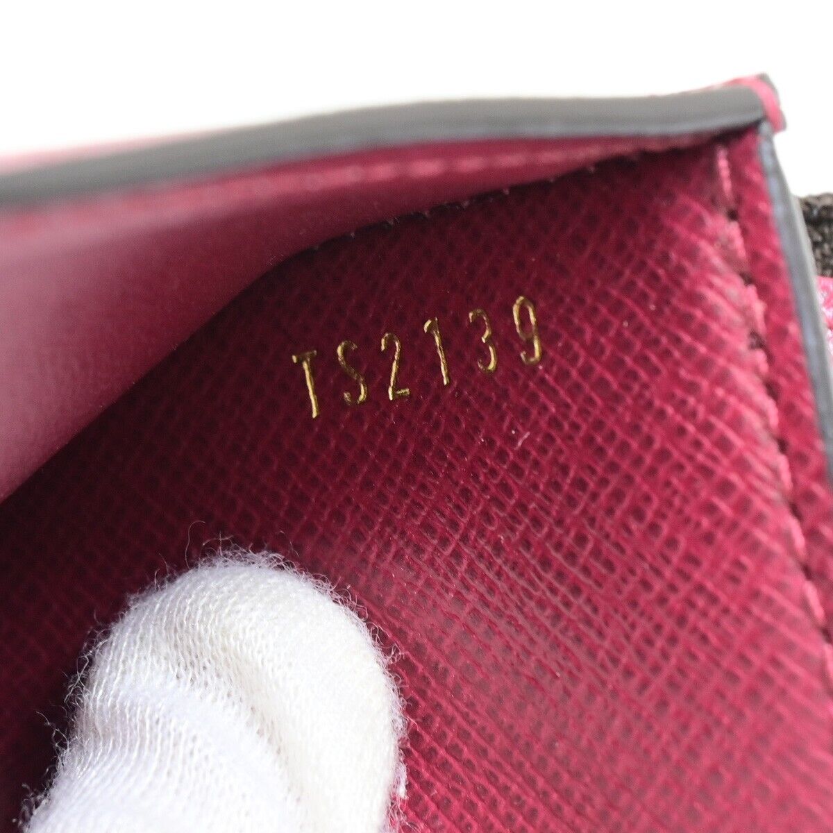 LOUIS VUITTON Zoe Wallet