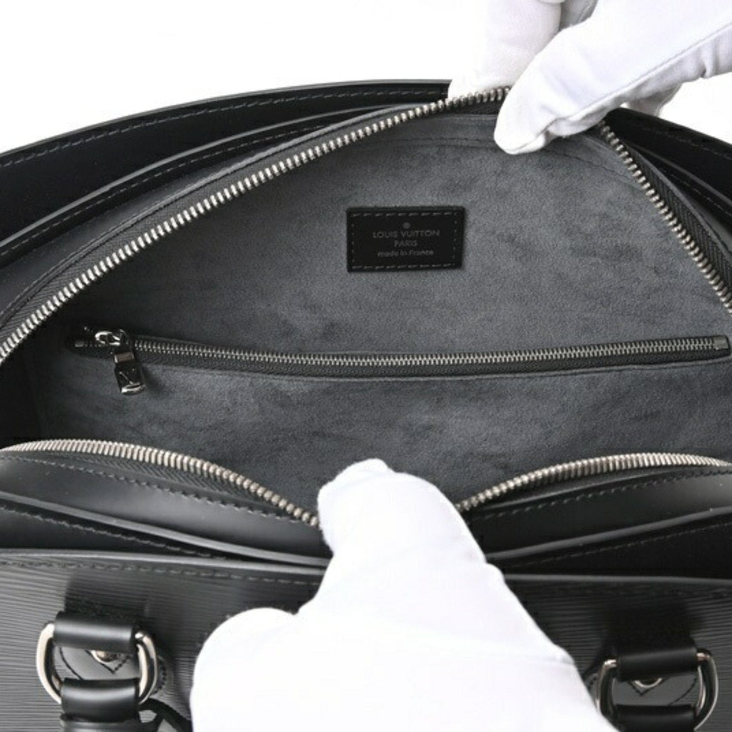 LOUIS VUITTON Pont Neuf Handbag