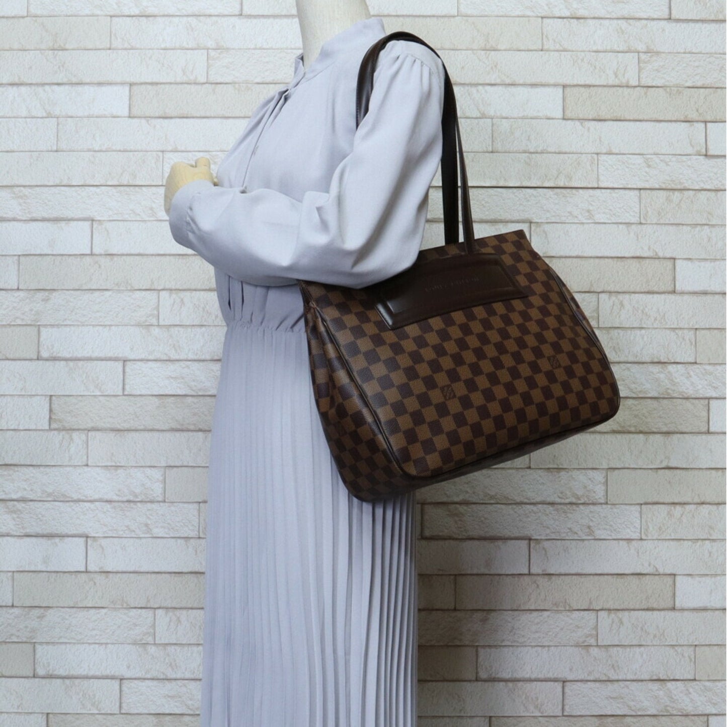 LOUIS VUITTON Parioli Shopper