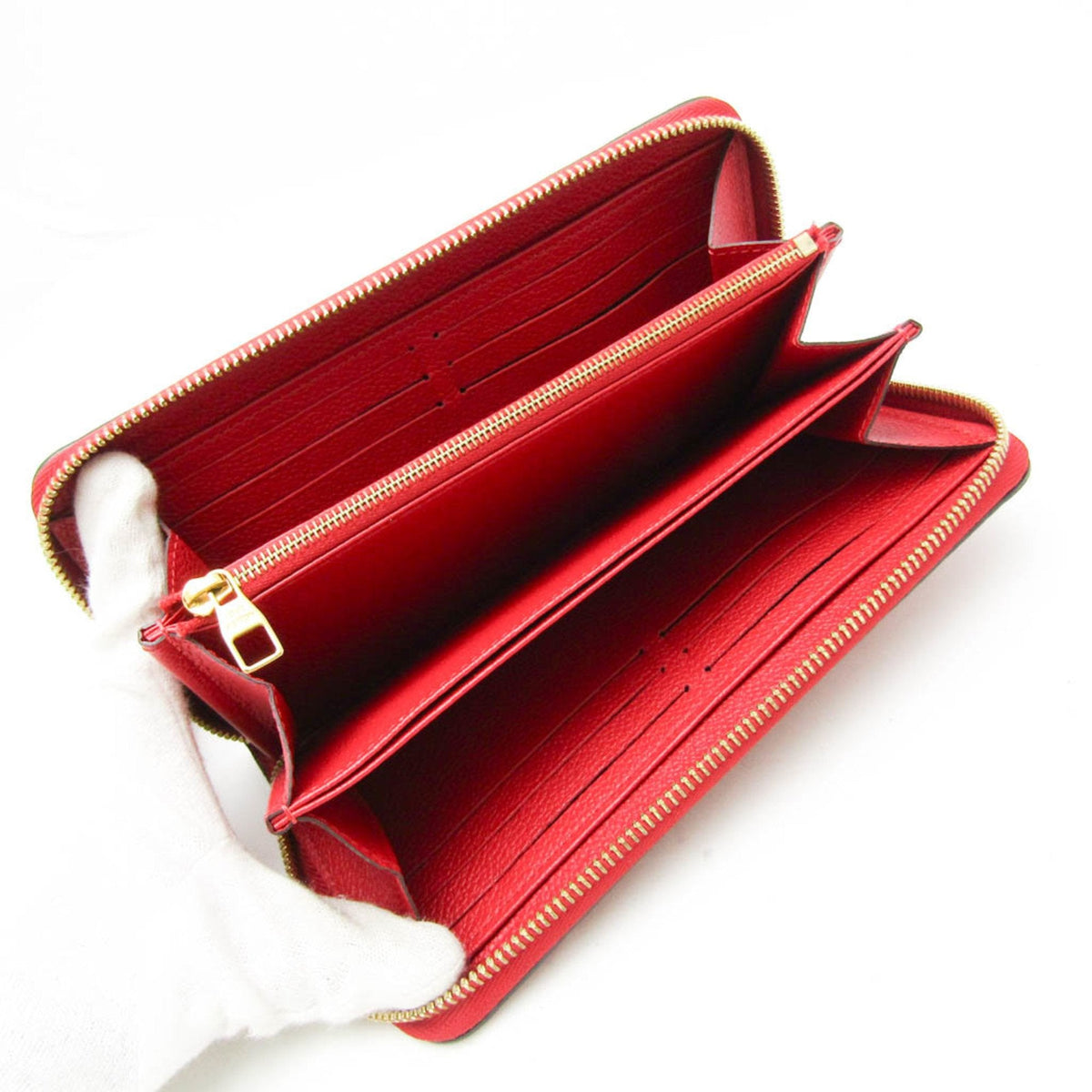 LOUIS VUITTON Zippy wallet