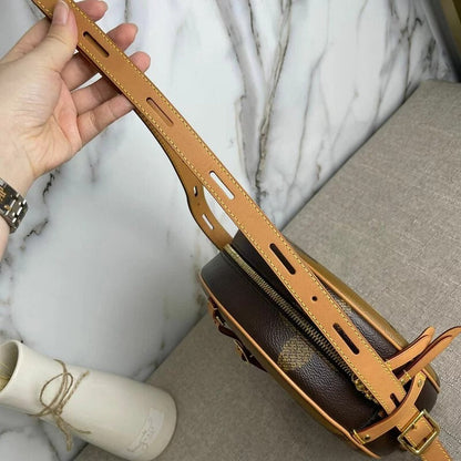 Louis-Vuitton Monogram Reverse Giant Chapeau MM Crossbody Bag
