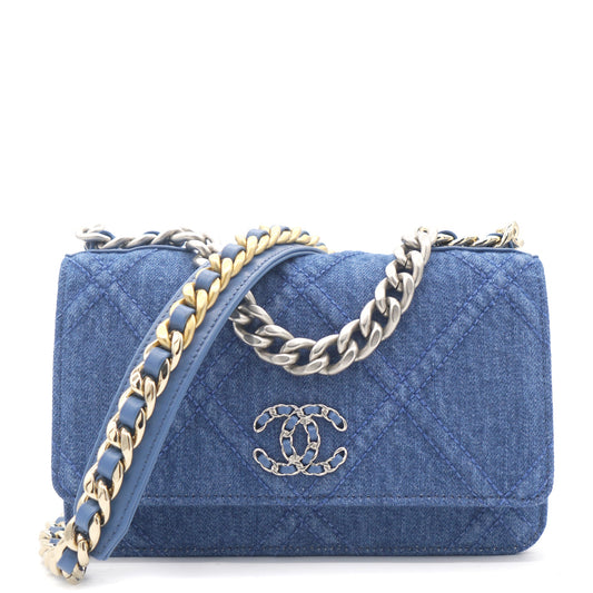Denim Blue Quilted Wallet On Chain 19