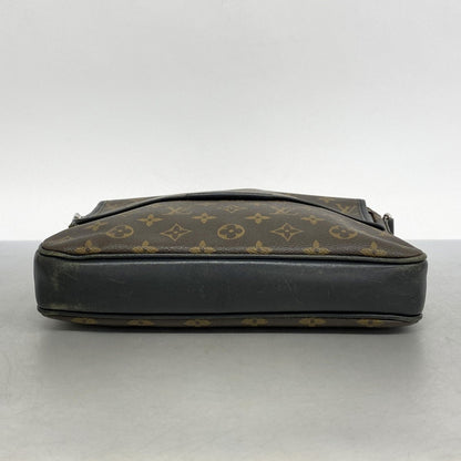 Louis Vuitton  Noir Shoulder Bag
