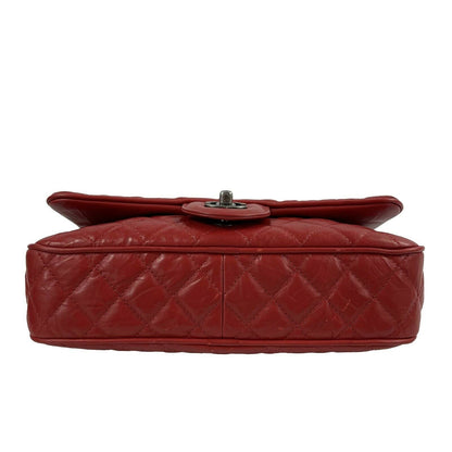 CHANEL Red Crinkled Leather Boy Chain Flap Bag / Silver-Aged - Shoulder Bag