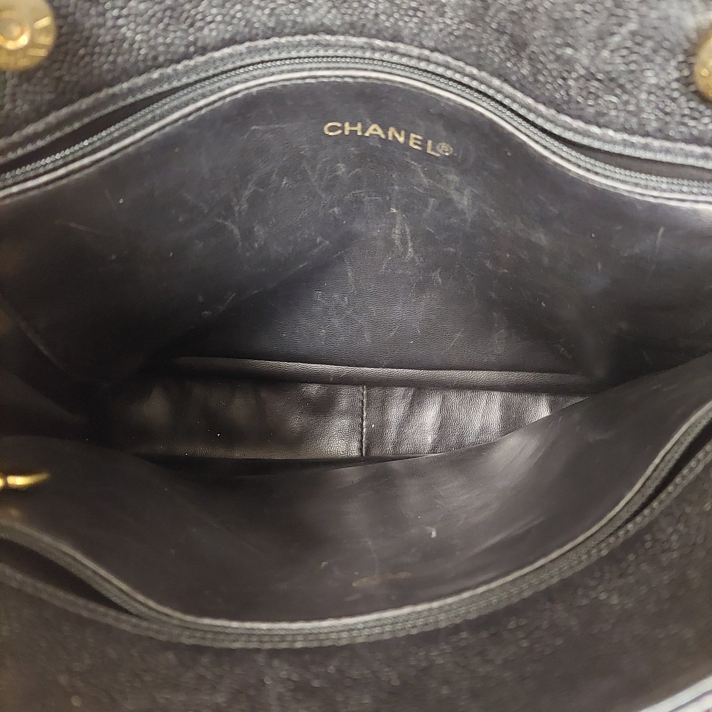 Handbag Luxury Designer By Chanel  Size: Medium