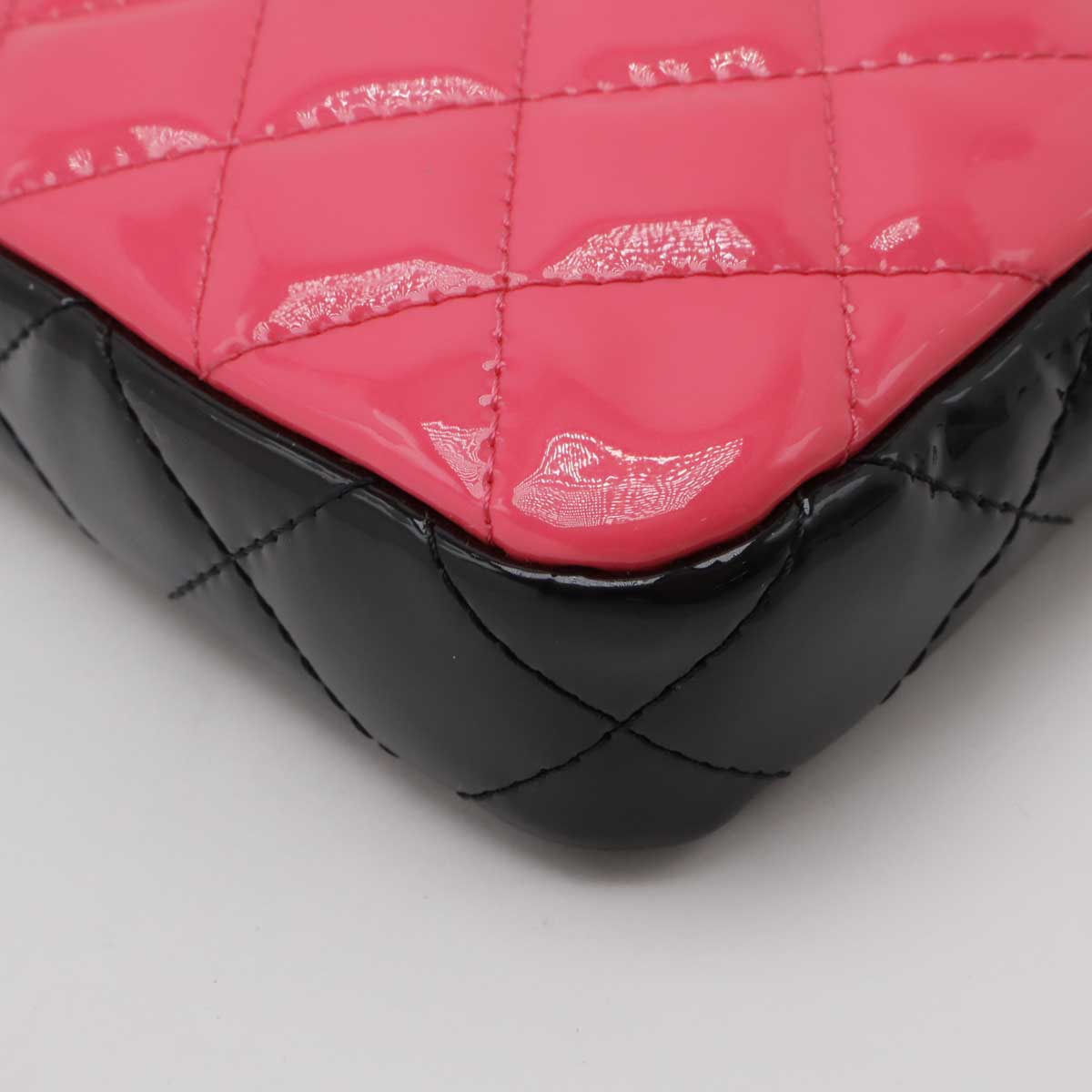 Chanel Matelassé Patent Leather 2way Shoulder Bag