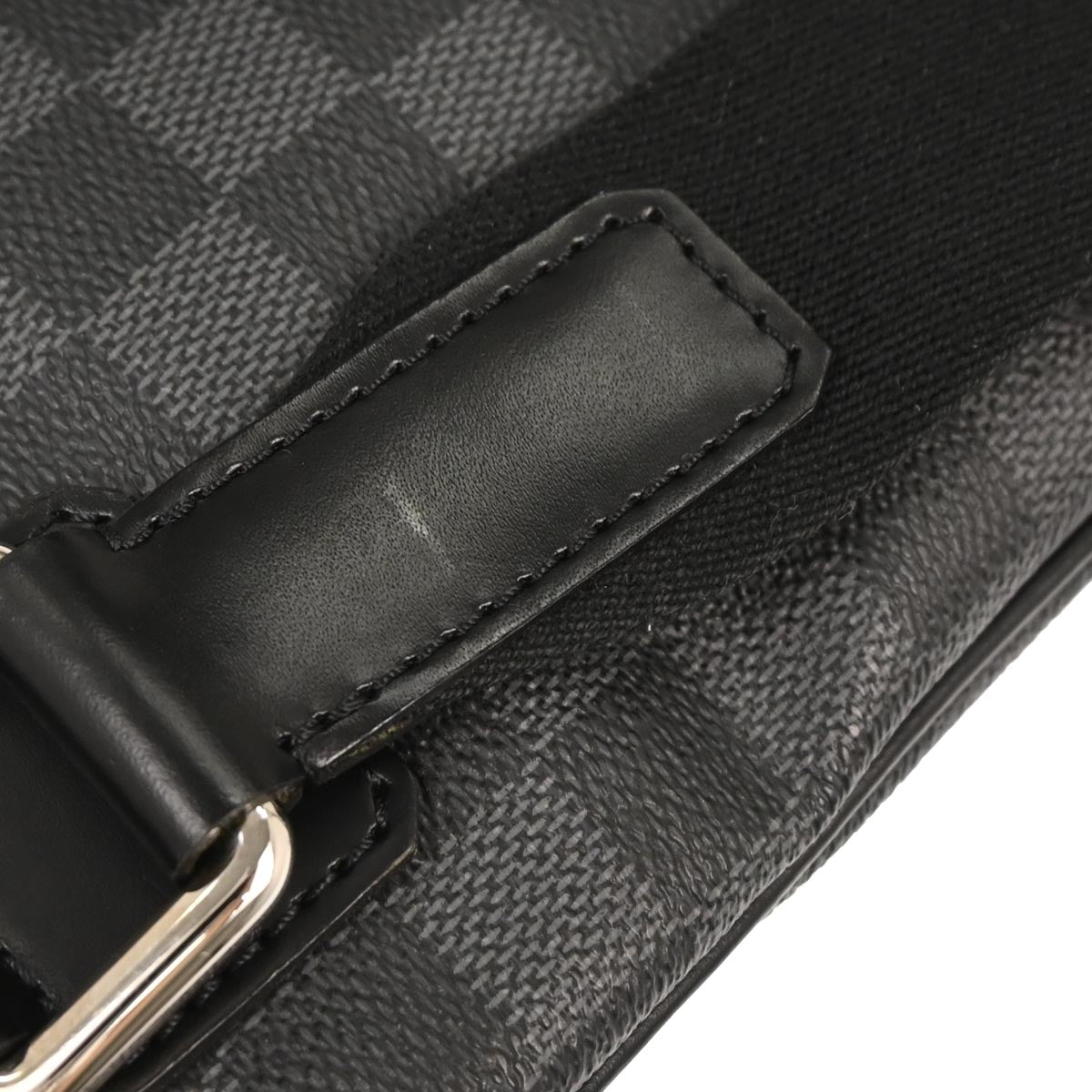 Louis Vuitton 2009 Damier Graphite Thomas Crossbody Bag N58028
