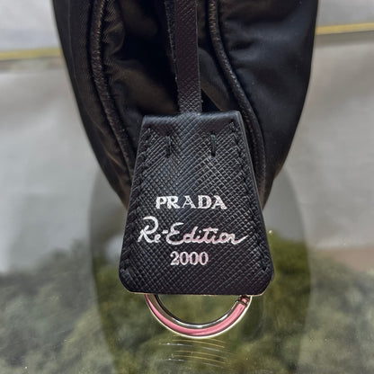 Prada Re-Edition 2000 Double Zip Black Re-Nylon Shoulder Bags