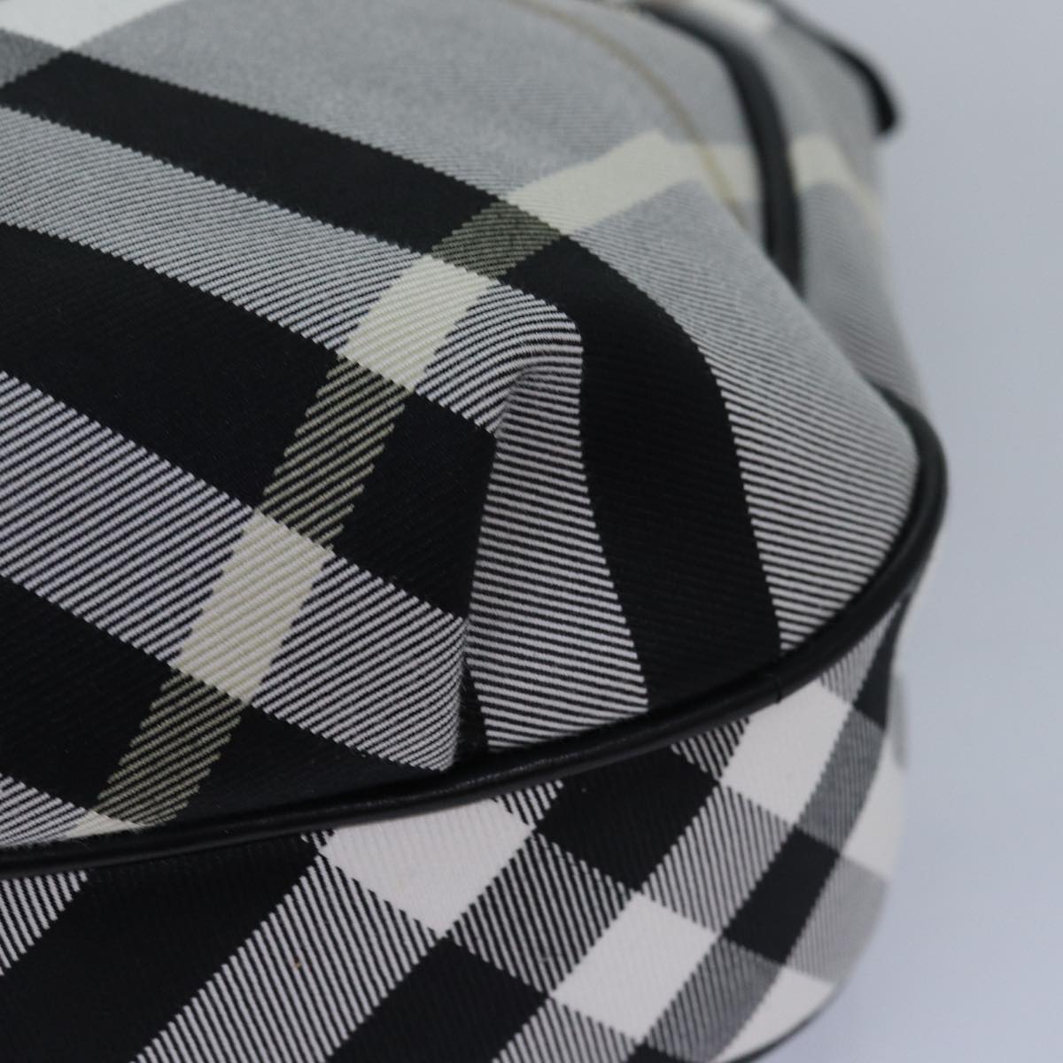 BURBERRY Nova Check Handbag