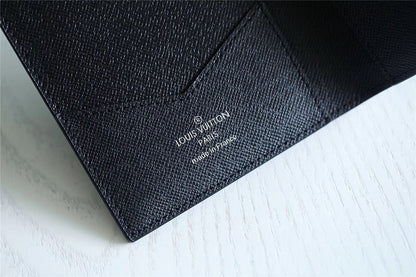 Franco Shops - Louis Vuittons  - 9244