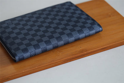 Franco Shops - Louis Vuittons  - 11126