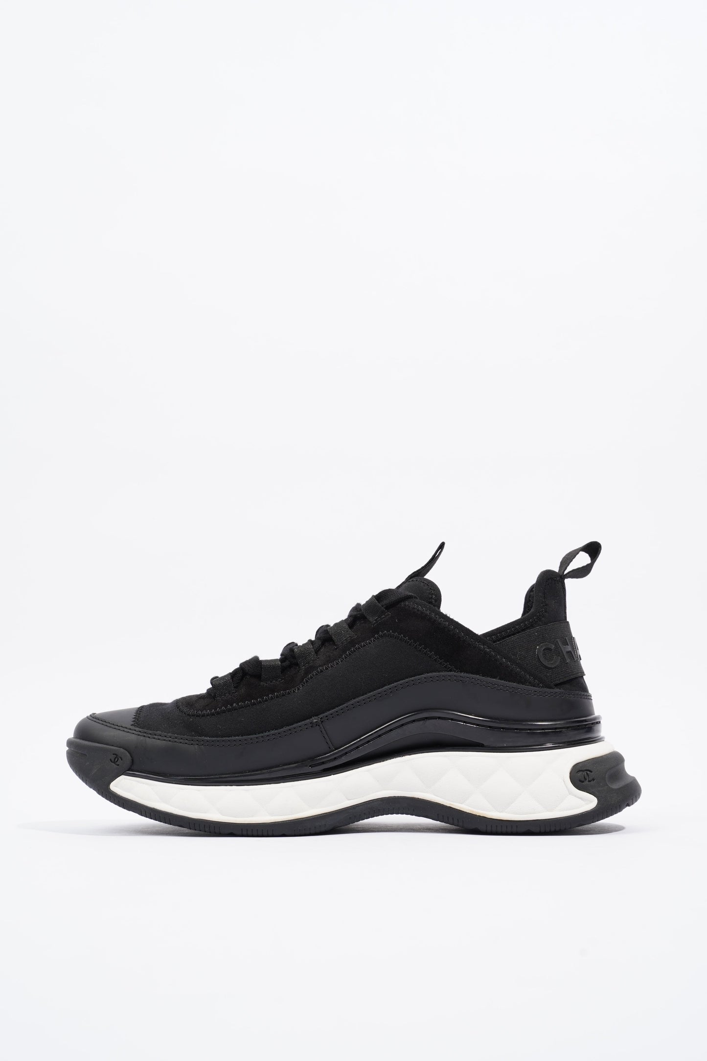 Chanel CC Logo Sneaker Black   White Fabric EU 39 UK 6