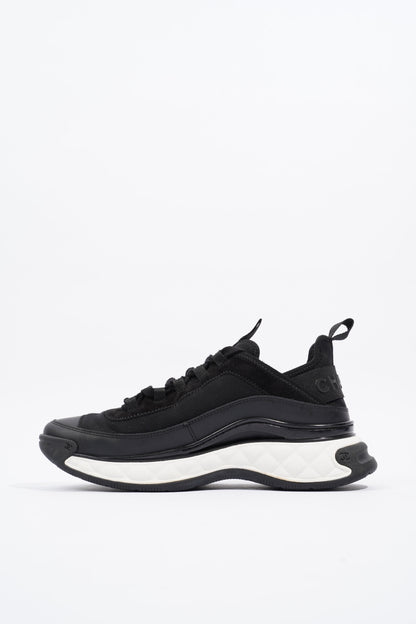 Chanel CC Logo Sneaker Black   White Fabric EU 39 UK 6
