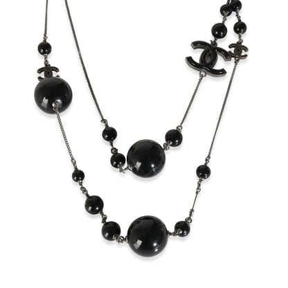 09 A Necklace in
