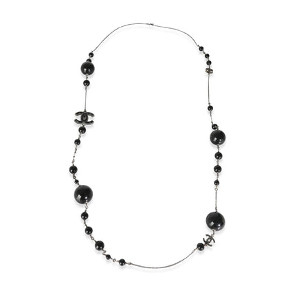 09 A Necklace in