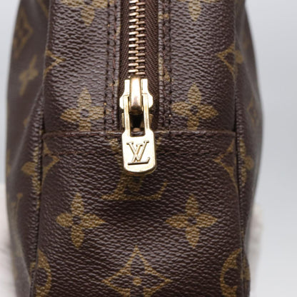 LOUIS VUITTON Trousse de Toilette Clutch Bag