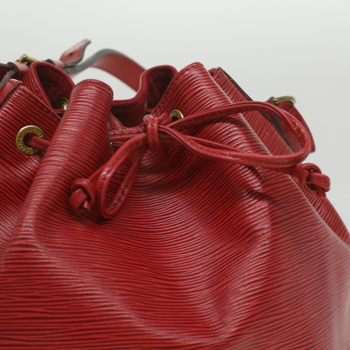 Louis Vuitton Red Leather Noe shoulder bag