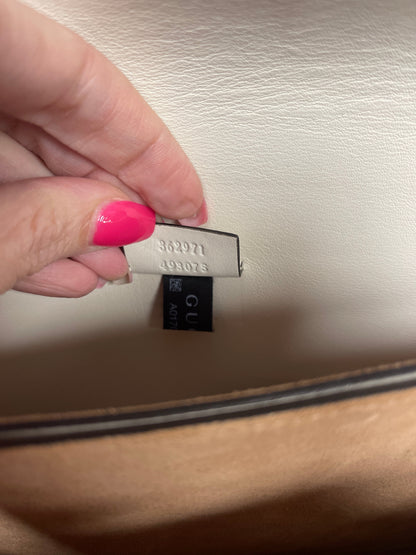 Crossbody Luxury Designer By Gucci  Size: Medium