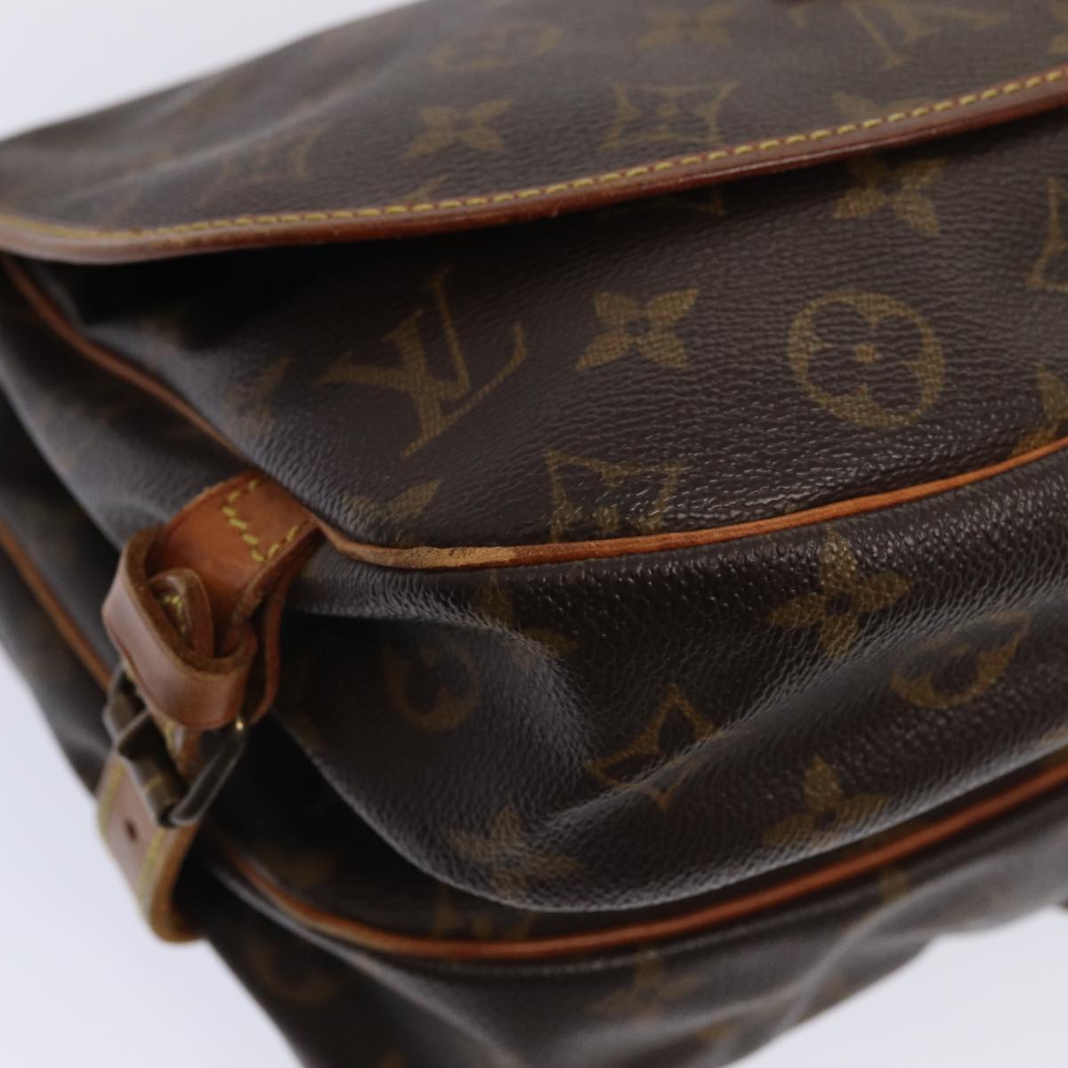 LOUIS VUITTON Saumur Shoulder Bag