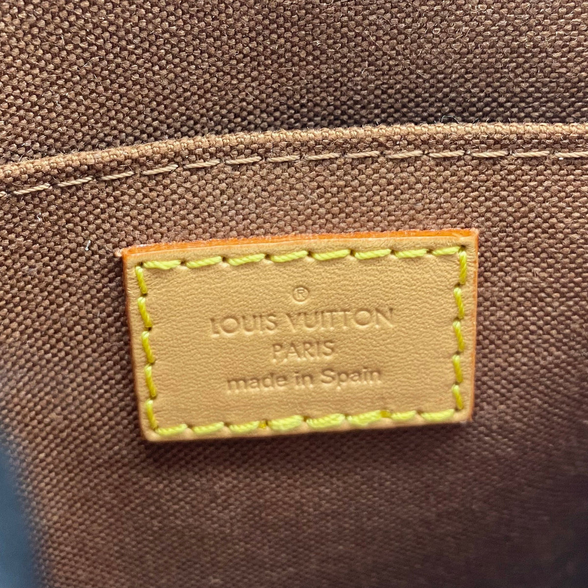 Louis-vuitton Monogram Canvas Petit Sac Plat Bag