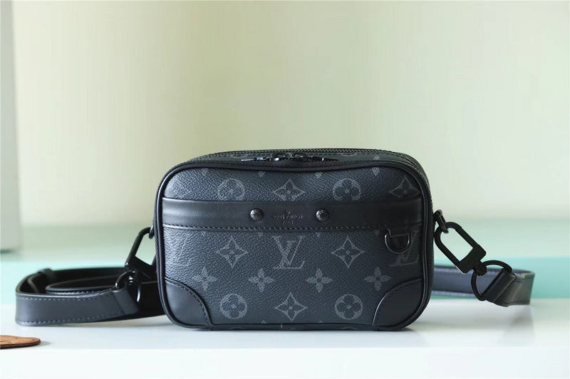 Franco Shops - Louis Vuittons  - 9891