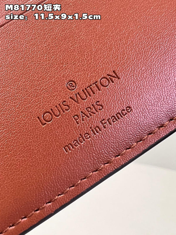 Franco Shops - Louis Vuittons  - 15469
