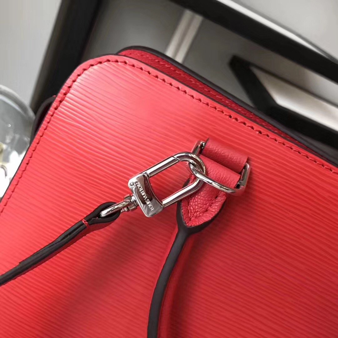 LV Epi Vaneau MM Bag Epi Leather Red