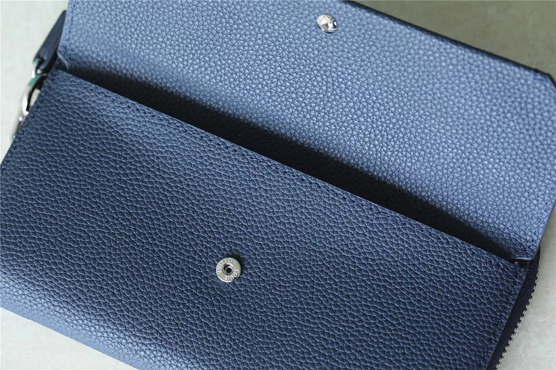 Franco Shops - Louis Vuittons  - 10687