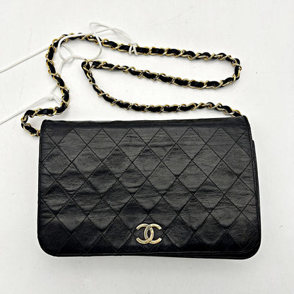 Chanel Quilted CC Flap Bag - Black Shoulder Bags, Handbags LA6518