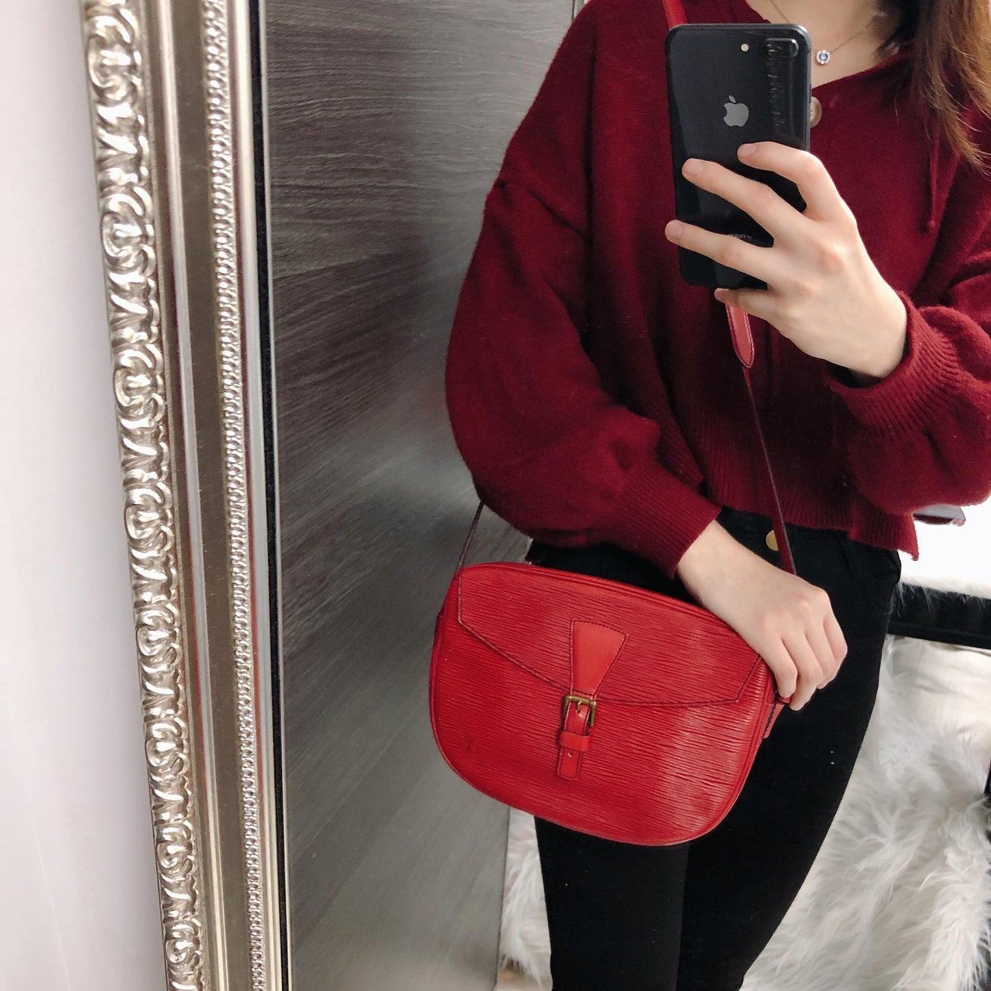 Louis-Vuitton Epi Rare Red Jeune Fille MM