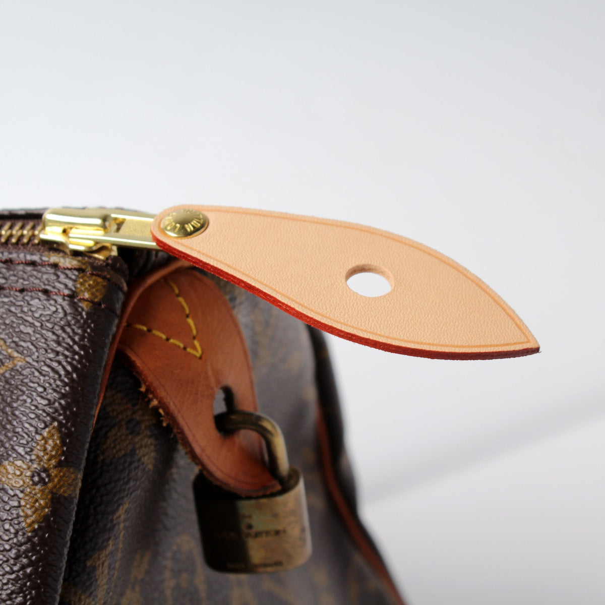 Speedy 30 Monogram