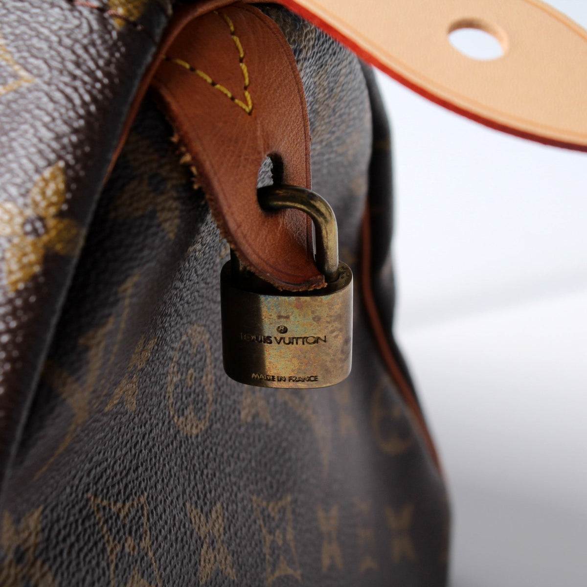 Speedy 30 Monogram