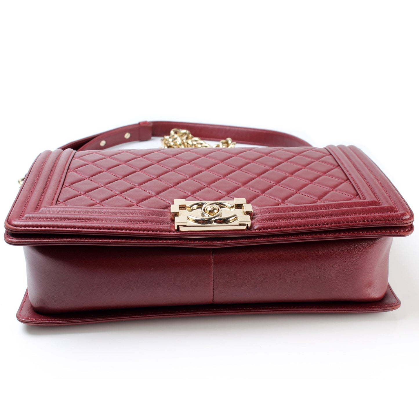 Chanel Boy Flap New Medium 22M