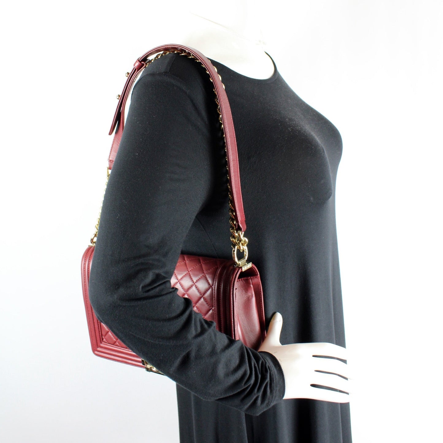 Chanel Boy Flap New Medium 22M