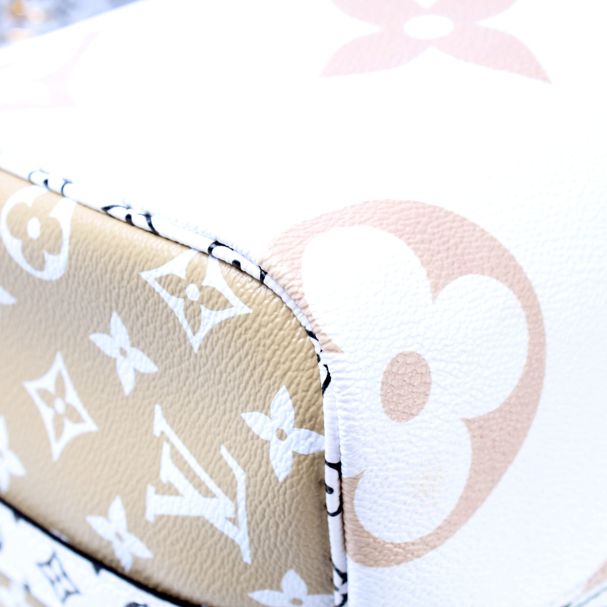 Speedy 30 Bandouliere Giant Khaki Monogram