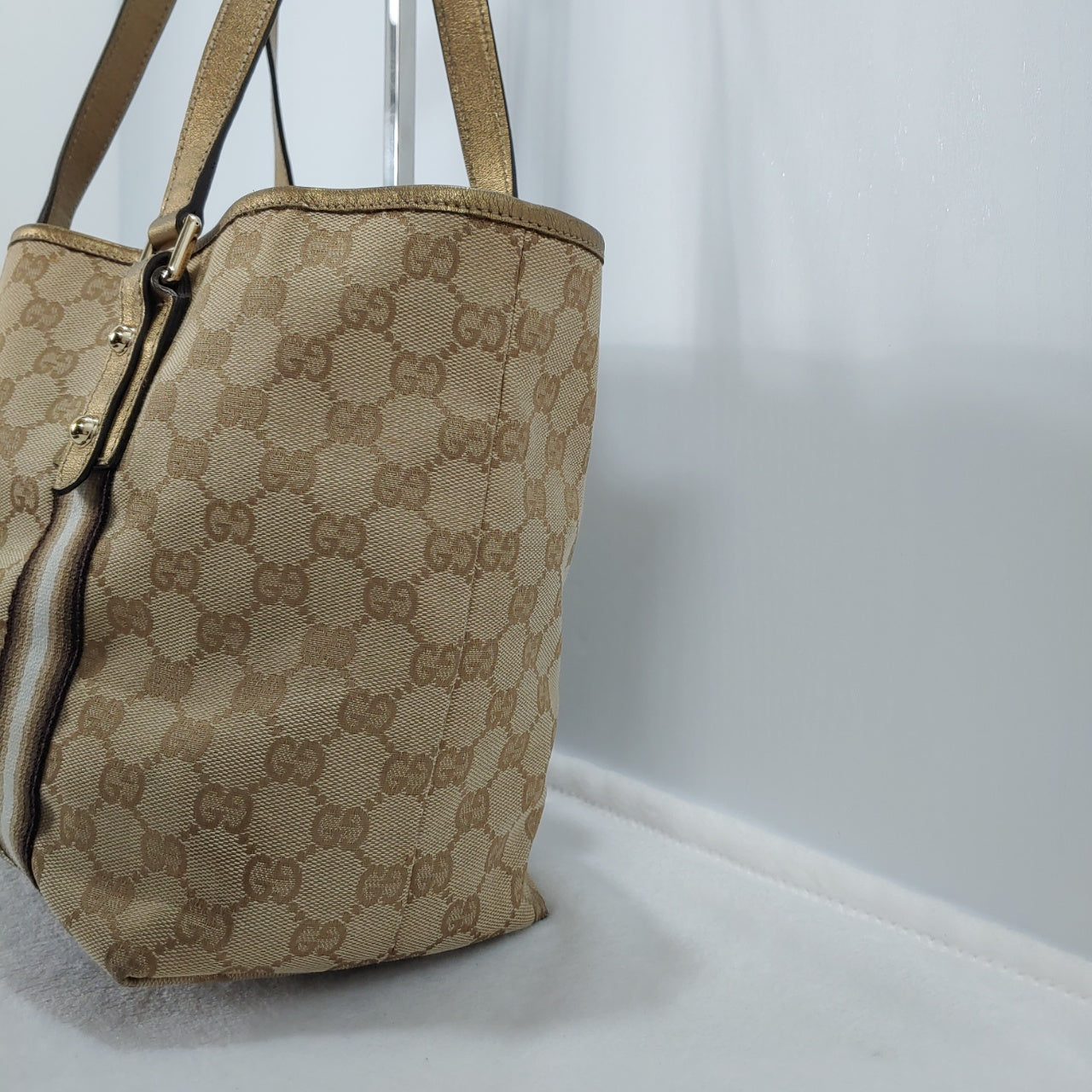 Gucci Charm Decoration Shoulder Bag 137396 41217671