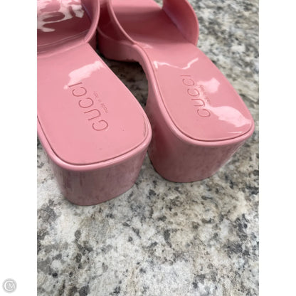 Sandals Luxury Designer By Gucci In Pink, Size: 7