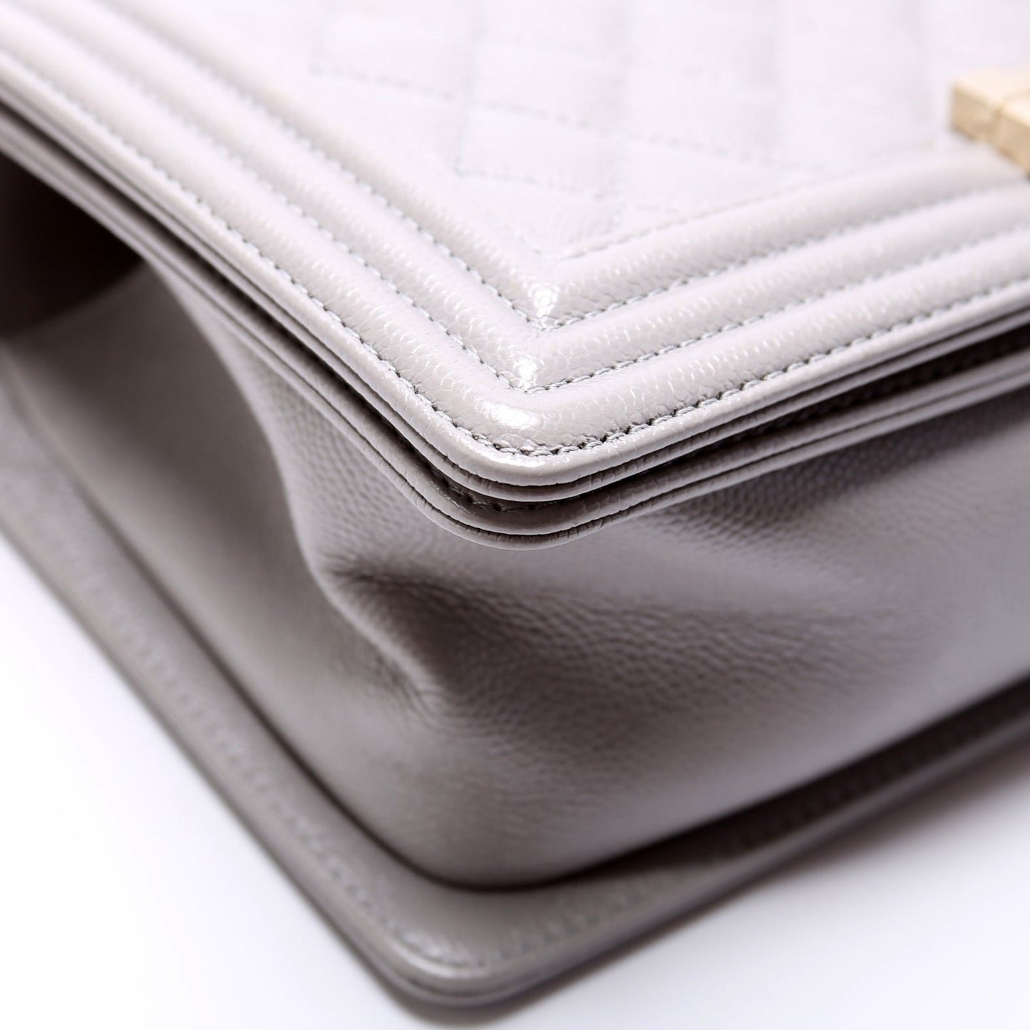 Chanel Boy Flap Medium New Caviar