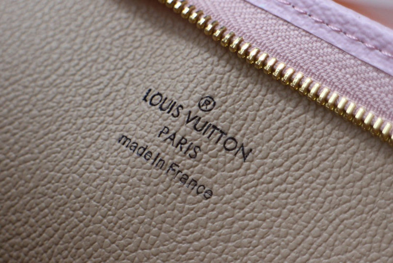 Franco Shops - Louis Vuittons  - 15564