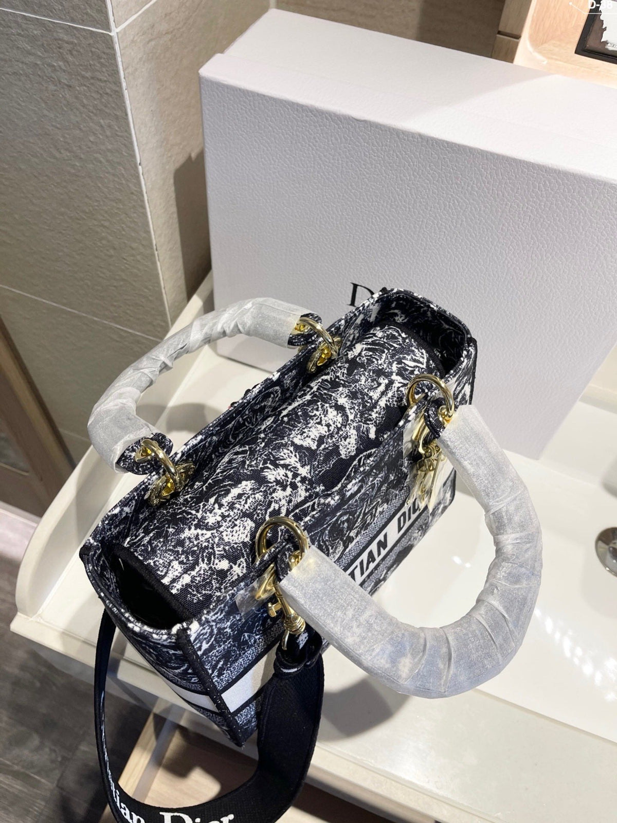 Luxury Edition Bags DIR 301
