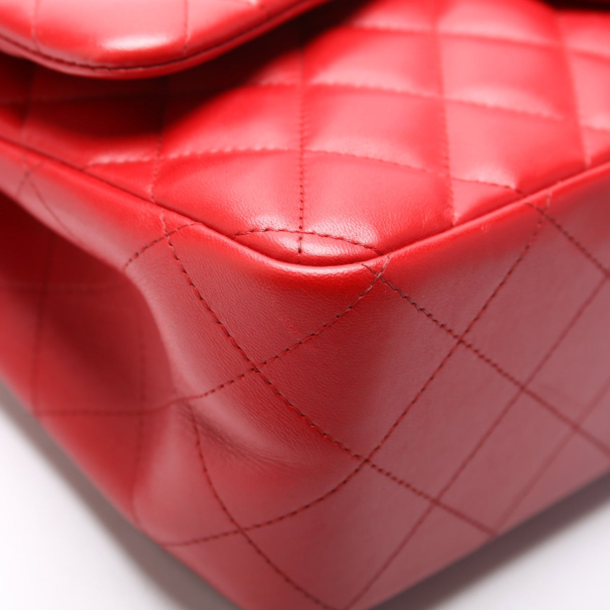 Classic Flap Jumbo Lambskin 17M