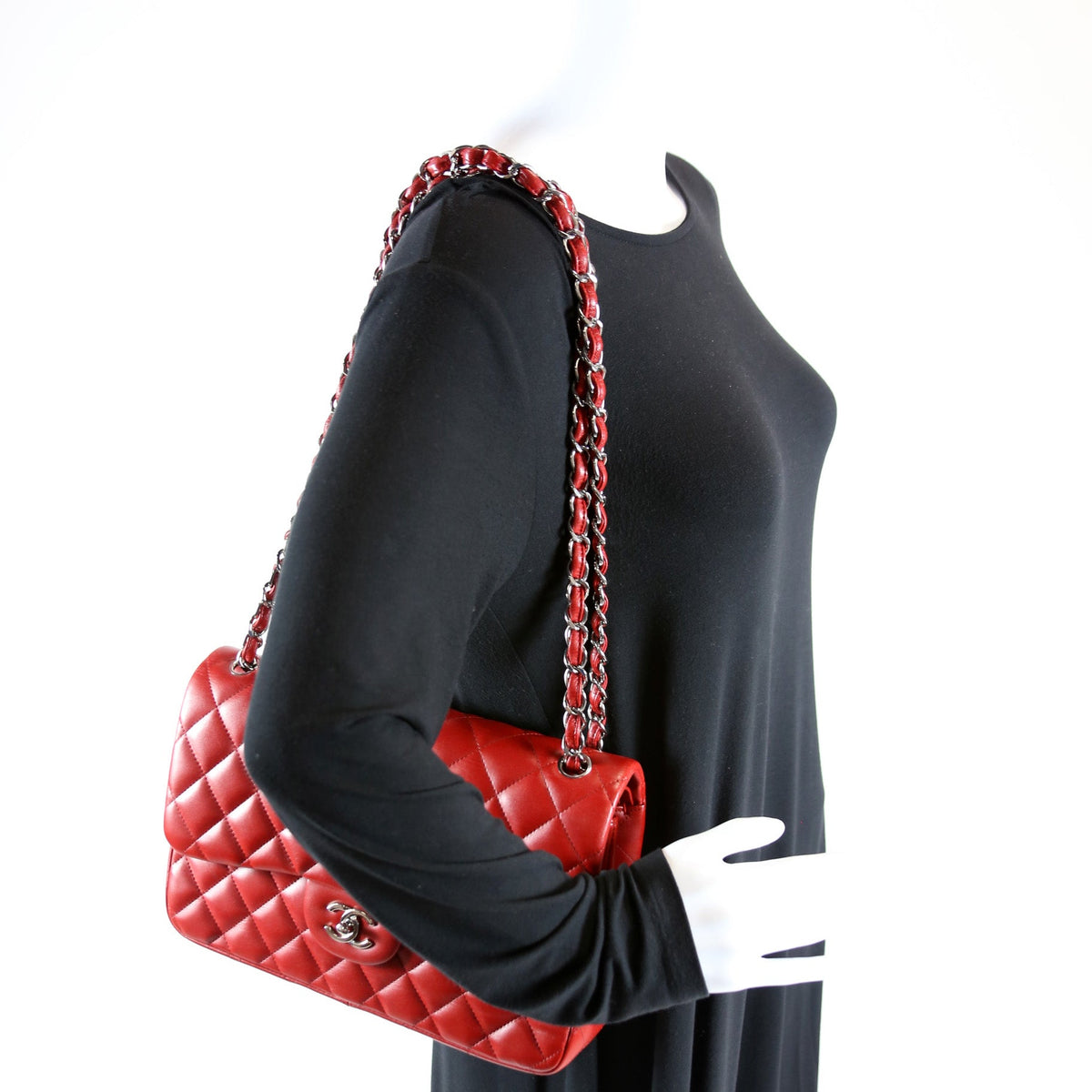 Classic Flap Jumbo Lambskin 17M