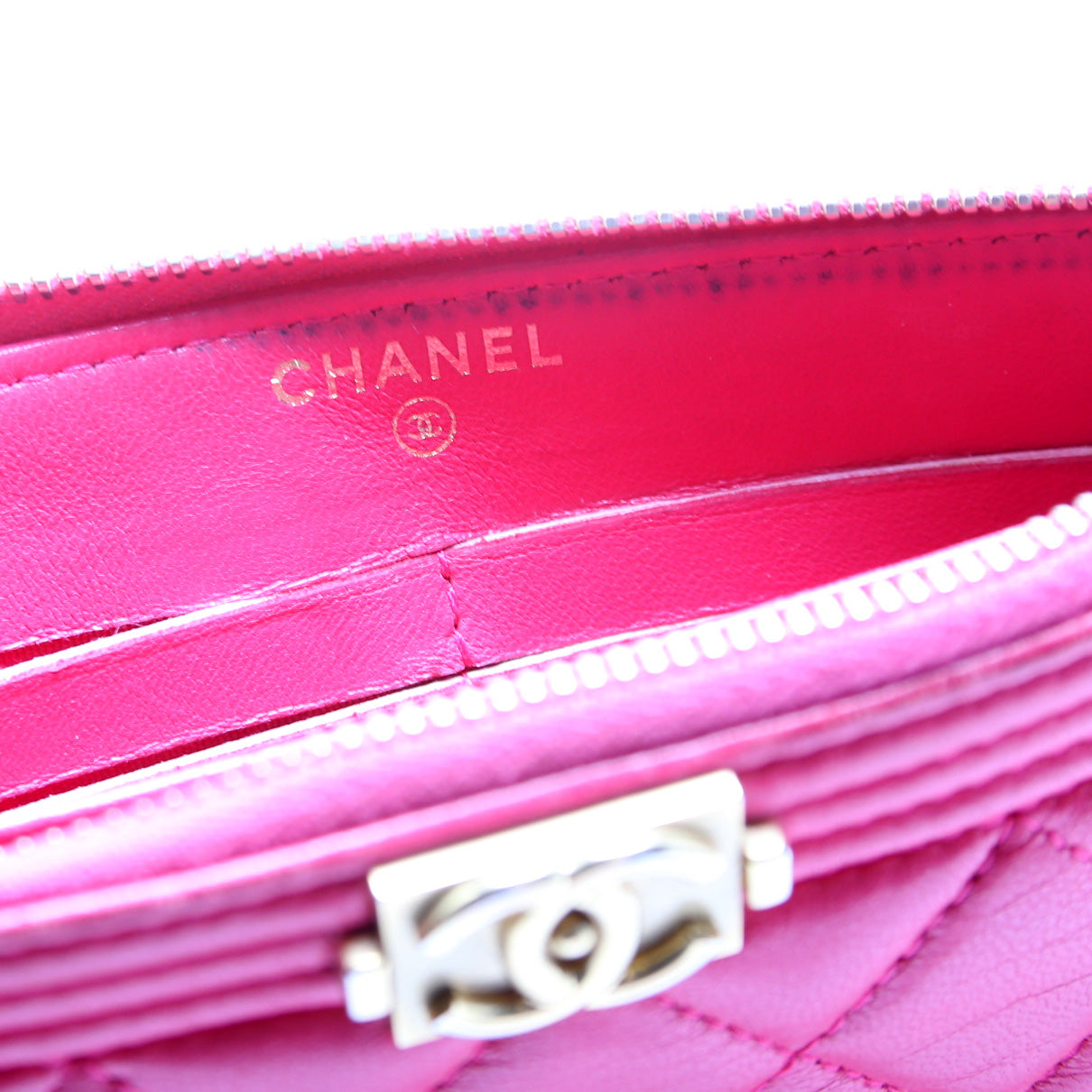 Boy Zipped Pouch Quilted Lambskin