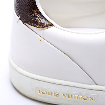 Frontrow Sneakers Size 38.5