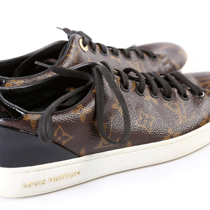 Frontrow Sneakers Size 37.5